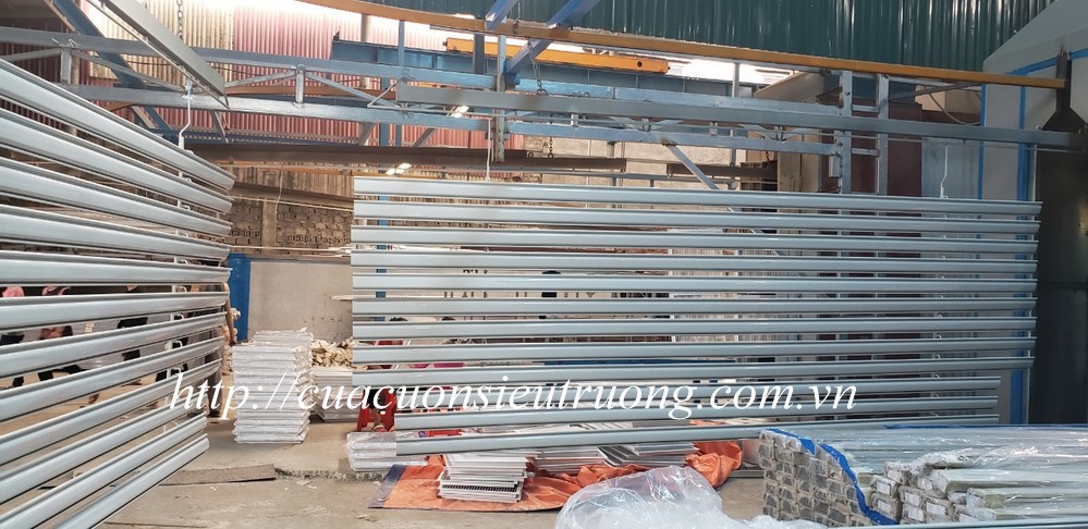 Giá cửa cuốn nhà xưởng sơn tĩnh điện