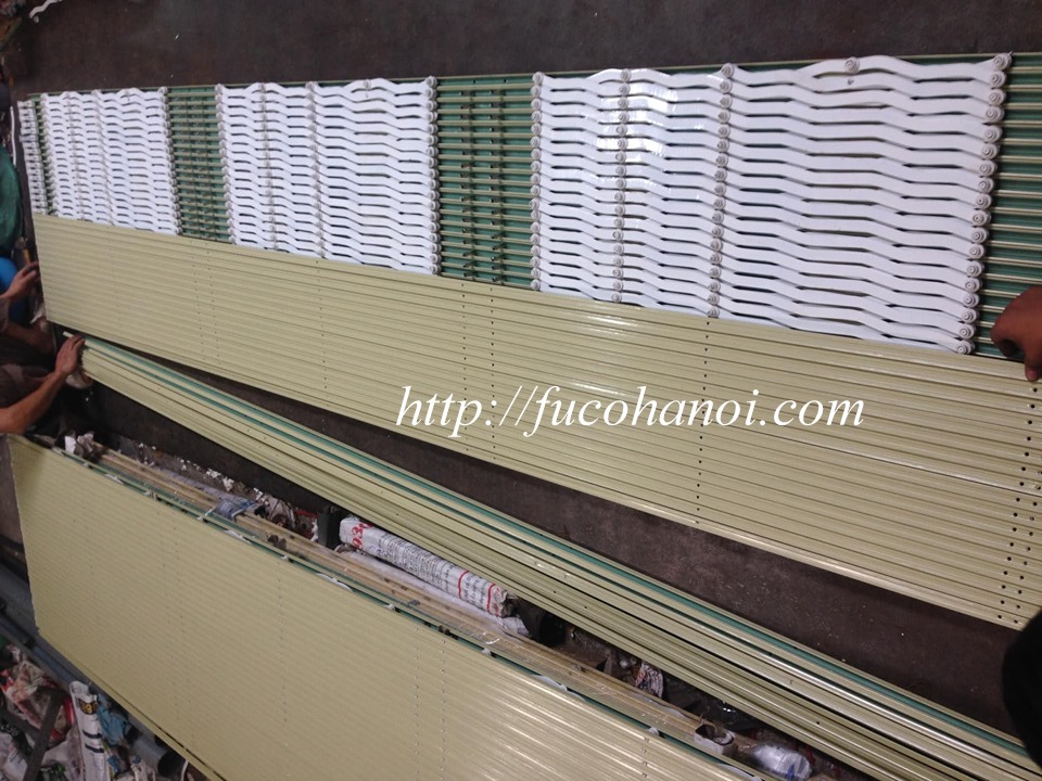 Cửa xếp cao cấp Fuco gồm có nhiều loại như cửa xếp Đài Loan nhíp đặc