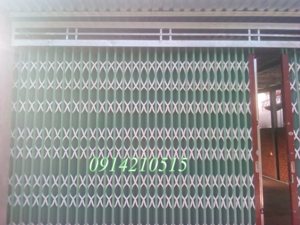 cửa xếp đài loan fuco