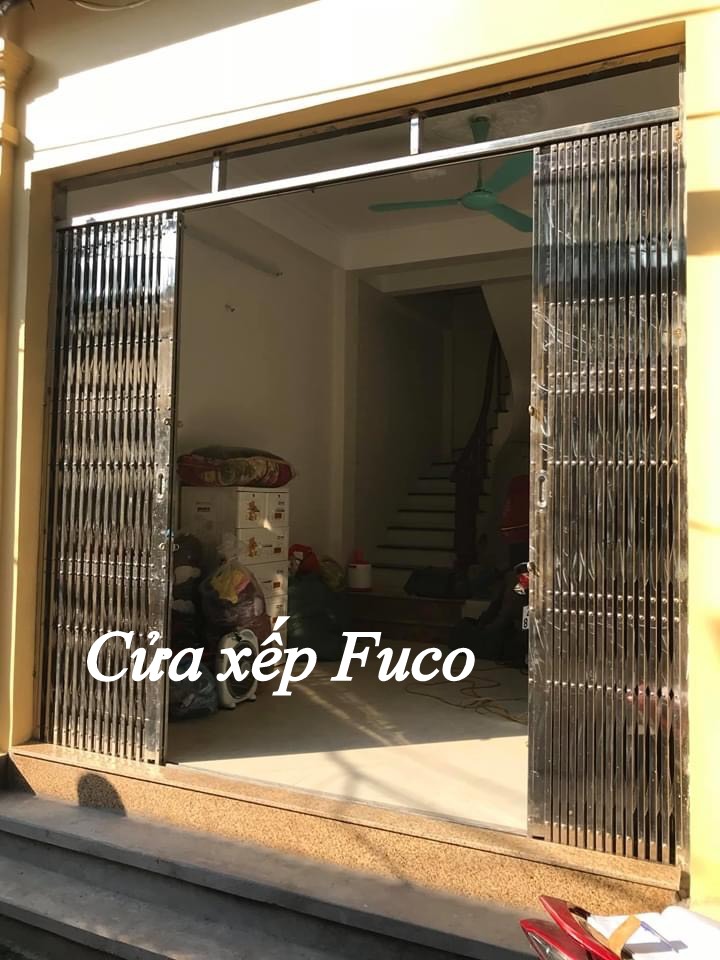 cửa xếp inox