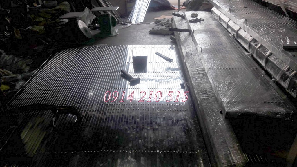 Báo giá cửa xếp INOX 304