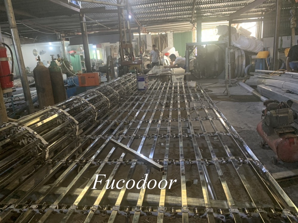 Cửa cuốn khớp thoáng Inox