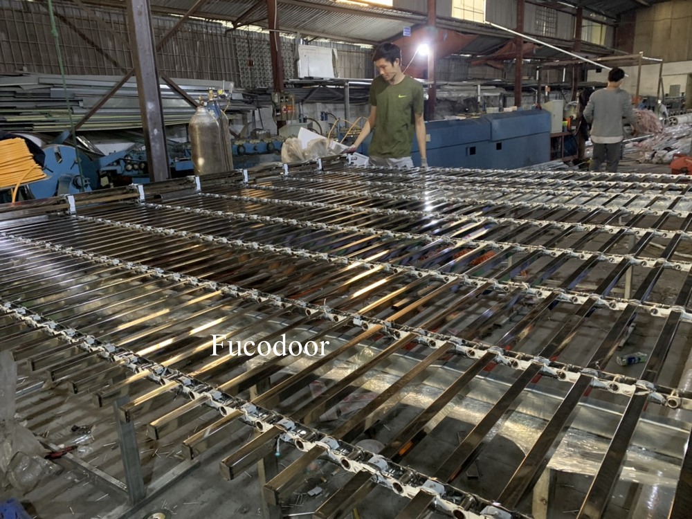 Cửa cuốn siêu thị, trung tâm thương mại