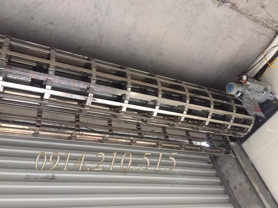 cửa cuốn song ngang ống vuông inox