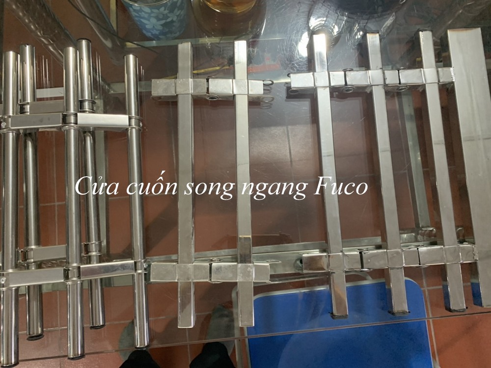cửa cuốn song ngang