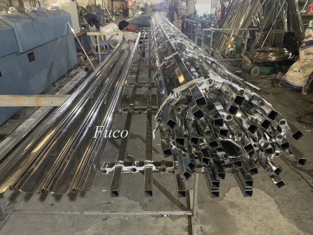  Cửa cuốn song ngang hộp 20x20 INOX 304