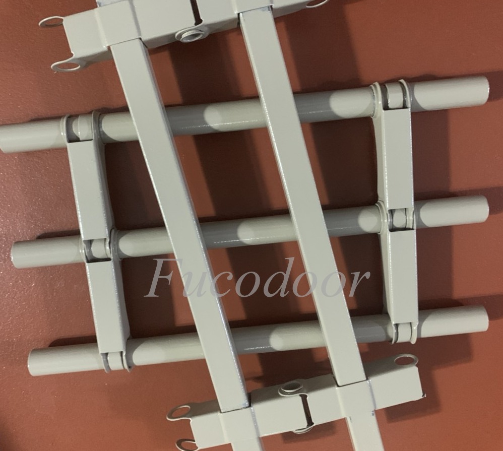 Cửa cuốn song ngang sơn tĩnh điện hộp vuông 20x20 dầy 1.2ly