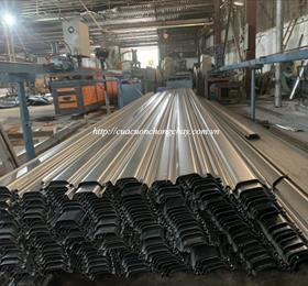 Cửa cuốn siêu trường sơn tĩnh điện, ST100, dầy 1.1mm