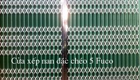 Cửa xếp Đài Loan nan chéo đặc, có lá chắn