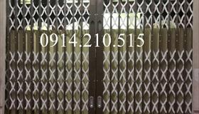 Cửa xếp hộp kẽm chạy máy hộp 19x19