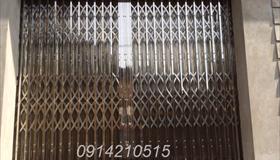 Cửa xếp INOX hộp 20x20 INOX 201 có lá